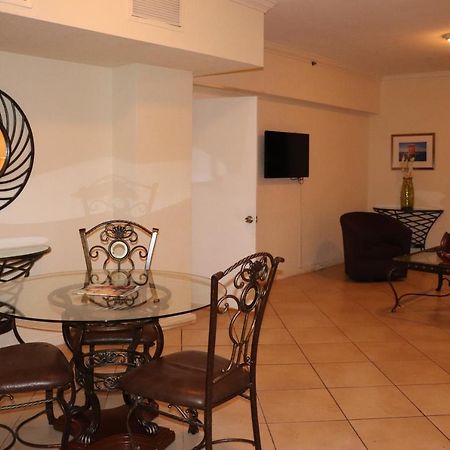 On Hollywood Beach - Affordable Two Bedrooms Sleeps 6 With Two Bathrooms Dania Beach Esterno foto